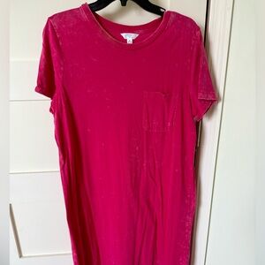 Time and Tru Hot Pink T-Shirt with Pocket